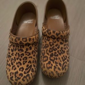 Dansko cheetah print .  Gently used .